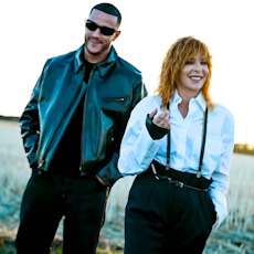 DJ Snake et Mylène Farmer sur le tournage d'un clip - Photographe : Anthony Ghnassia - 2026 - Photo partagée par DJ Snake sur les réseaux sociaux le 6 octobre 2026.