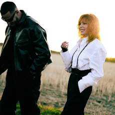 DJ Snake et Mylène Farmer sur le tournage d'un clip - Photographe : Anthony Ghnassia - 2026 - Photo partagée par DJ Snake sur les réseaux sociaux le 6 octobre 2026.
