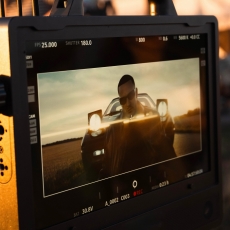 DJ Snake sur le tournage d'un clip - Photographe : Anthony Ghnassia - 2026 - Photo partagée par DJ Snake sur les réseaux sociaux le 6 octobre 2026.
