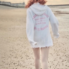 Mylène Farmer - Photographe : Marcel Hartmann - 2024