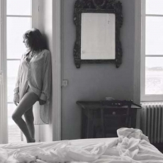 Mylène Farmer - Photographe : Marcel Hartmann - 2024