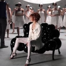 Mylène Farmer - Tournage du clip Lonely Lisa - Photographe : Nathalie Delépine