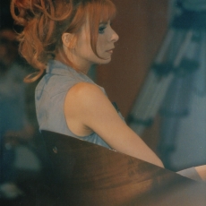 mylene-farmer-tv-20-heures-paris-premiere-30-mai-1996-120