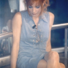 mylene-farmer-tv-20-heures-paris-premiere-30-mai-1996-141