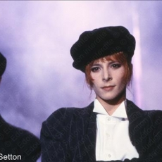 mylene-farmer-a-la-folie-pas-du-tout-tf1-29-novembre-1987-110