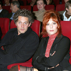 Laurent Boutonnat et Mylène Farmer - Avant-Première du film Les choristes - 2004