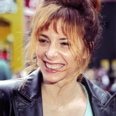 mylene-farmer_2000_avant-premiere-les-razmoket-a-paris_012