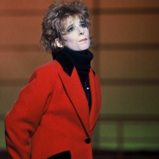 Mylène Farmer - C'est encore mieux l'après-midi - Antenne 2 - 06 novembre 1986