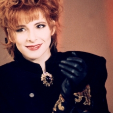 mylene-farmer-tv-c-est-encore-mieux-l-apres-midi-antenne-2-22-janvier-1987-105