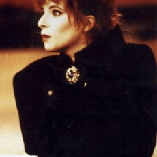 mylene-farmer-tv-c-est-encore-mieux-l-apres-midi-antenne-2-22-janvier-1987-115