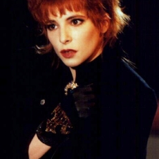 mylene-farmer-tv-c-est-encore-mieux-l-apres-midi-antenne-2-22-janvier-1987-120