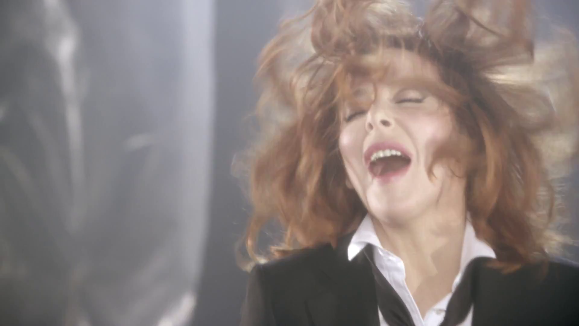 mylene-farmer-clip-a-l-ombre-capture-202