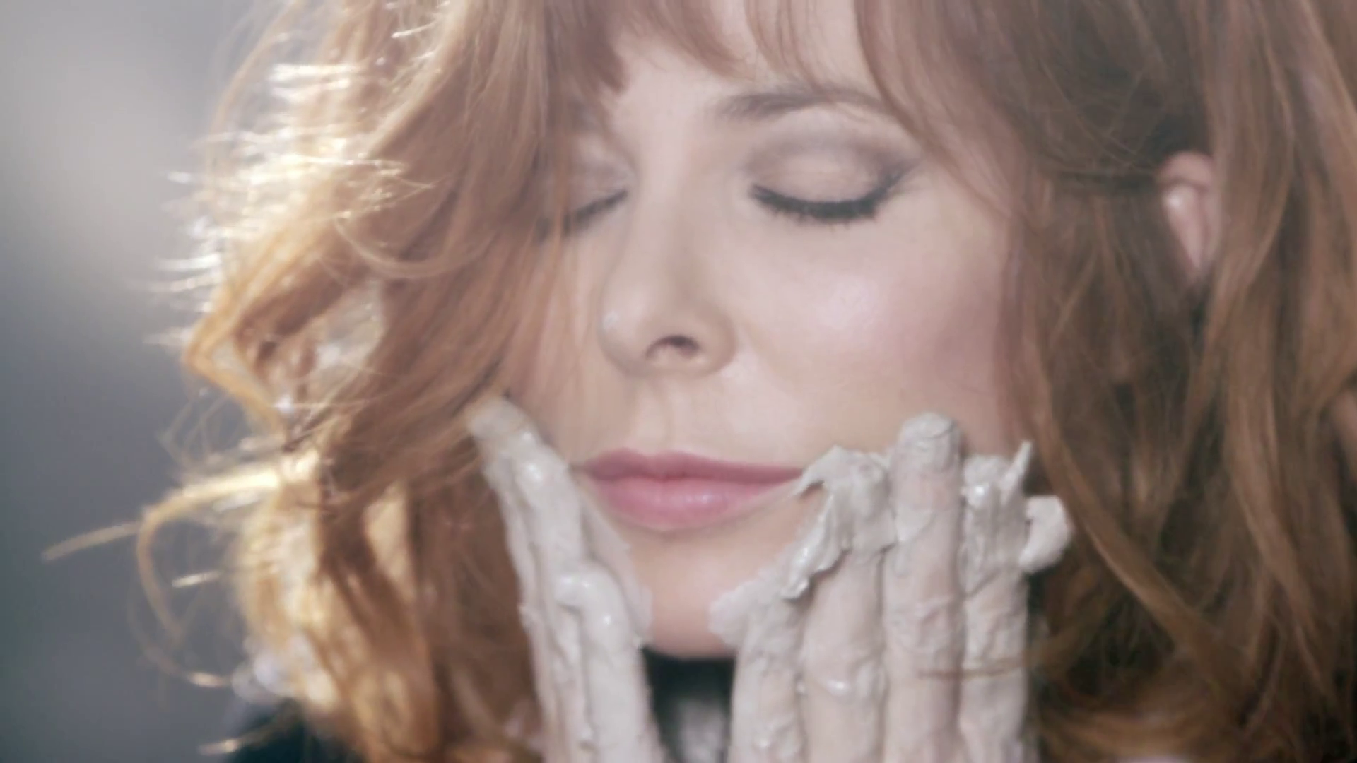 mylene-farmer-clip-a-l-ombre-capture-207