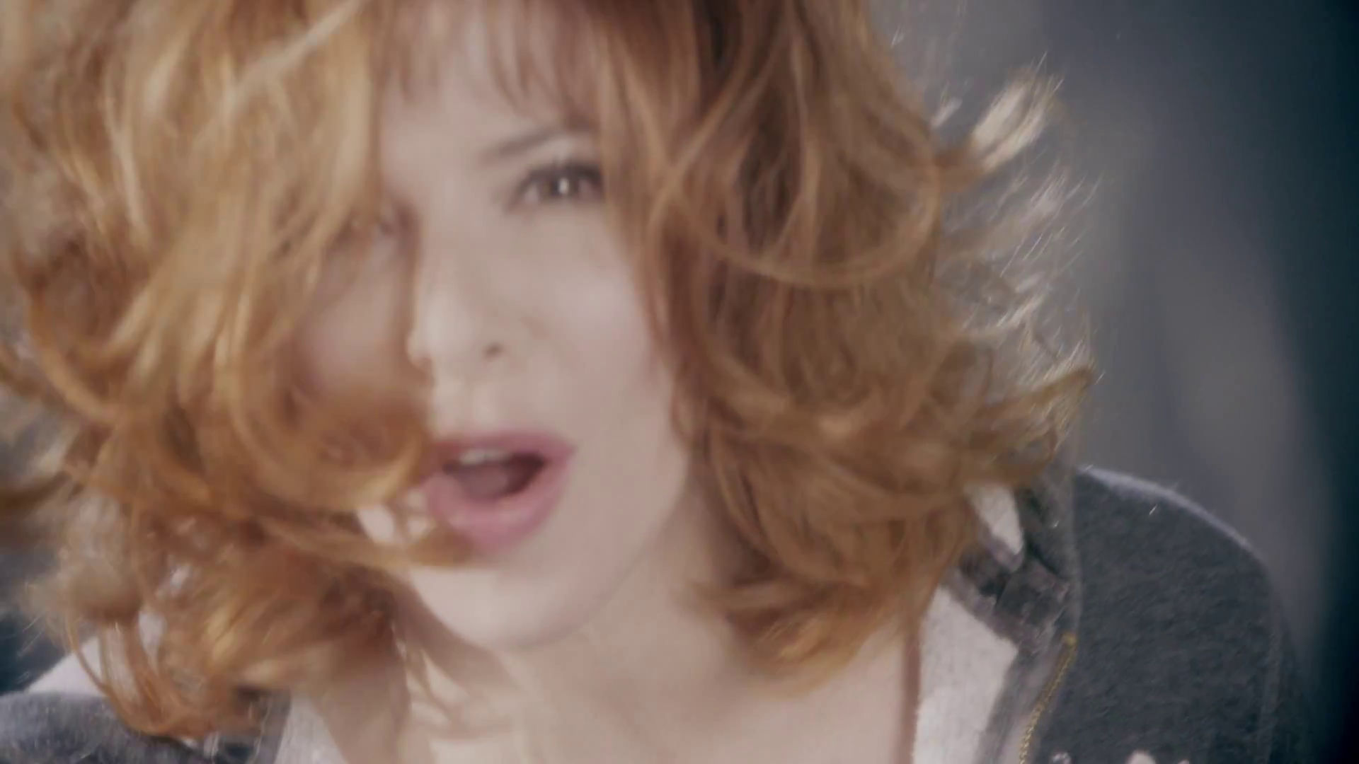 mylene-farmer-clip-a-l-ombre-capture-214