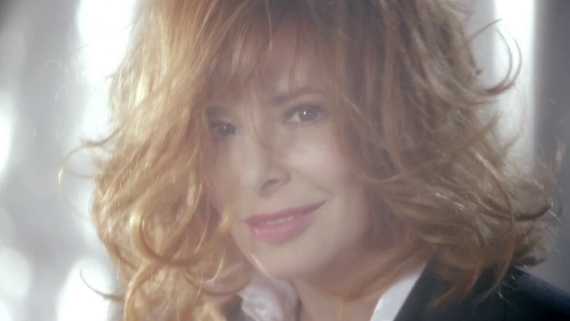 mylene-farmer-clip-a-l-ombre-capture-216