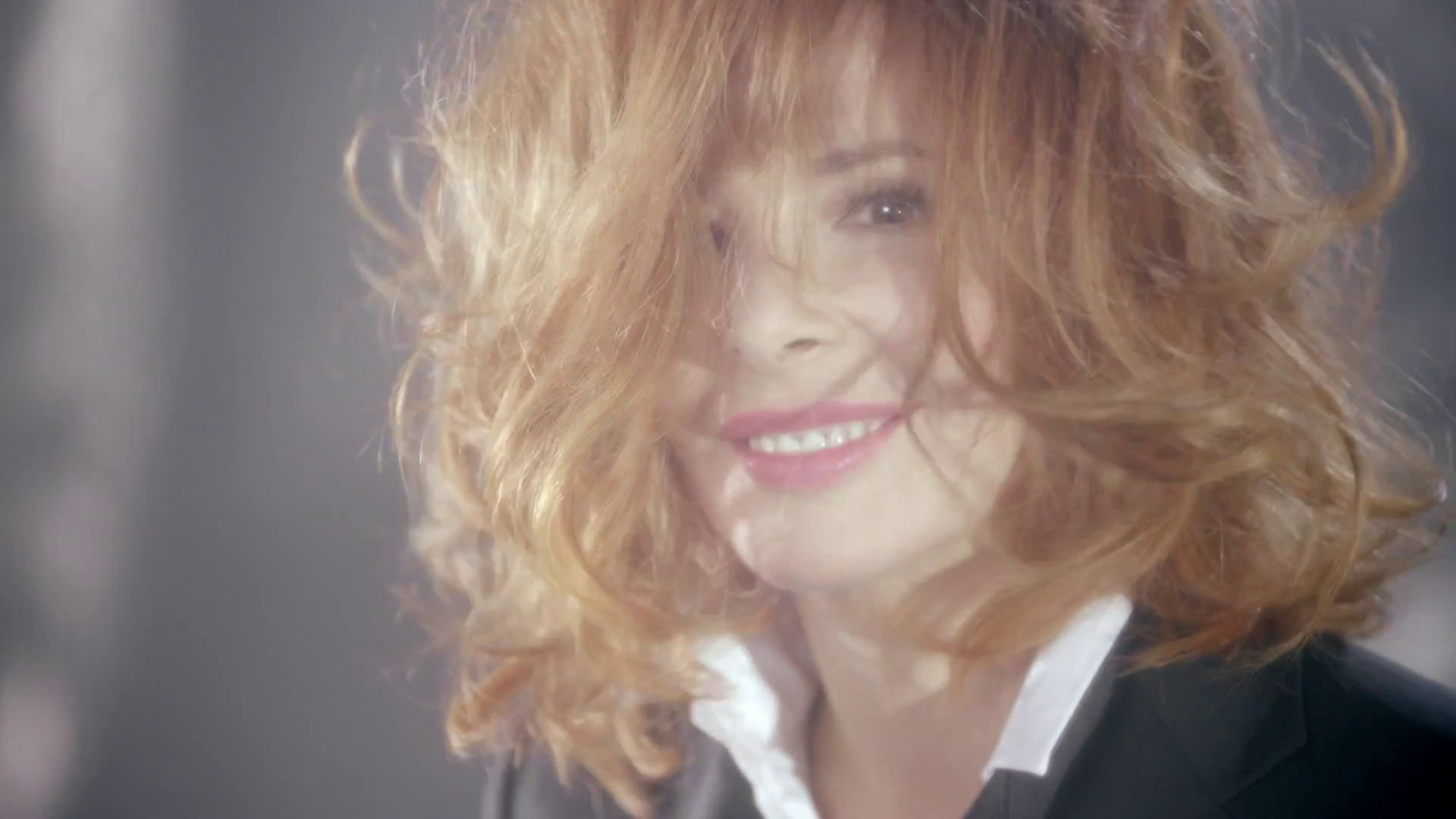 mylene-farmer-clip-a-l-ombre-capture-217