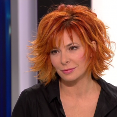 mylene-farmer_jt-de-20-heures_france-2_12-12-2010_102