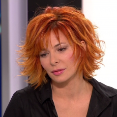 mylene-farmer_jt-de-20-heures_france-2_12-12-2010_112