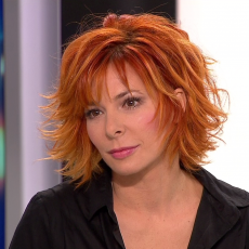 mylene-farmer_jt-de-20-heures_france-2_12-12-2010_116