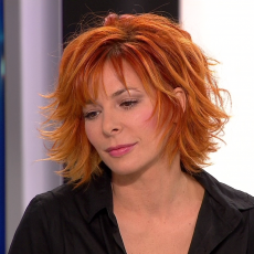 mylene-farmer_jt-de-20-heures_france-2_12-12-2010_117