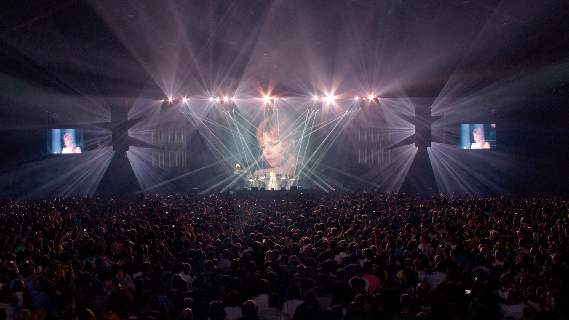 mylene-farmer-capture-timeless-2013-le-film-001