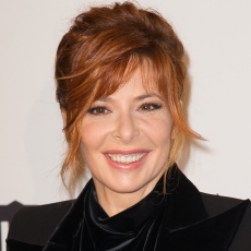 mylene-farmer-cite-cinema-21-septembre-2012-164