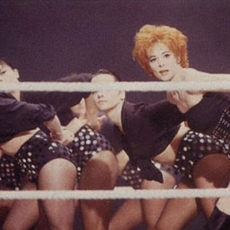 Mylène Farmer - Tournage du clip Je t'aime mélancolie - Photographe : Claude Gassian