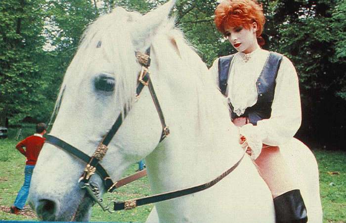 mylene-farmer_1986_eric-caro_021