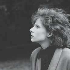 Mylène Farmer - Clip Plus Grandir - 1985