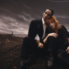 Lilah Dadi et Mylène Farmer - Tournage du clip Sans Logique en 1989 - Photographe : Marianne Rosenstiehl