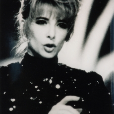 mylene-farmer-tv-cocoparadise-tf1-16-novembre-1988-106