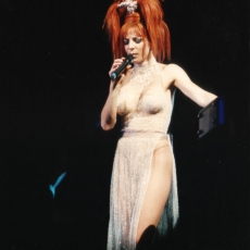 mylene-farmer-mylenium-tour-photos-fans-704