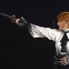 Mylène Farmer chante "Libertine" - Nevermore - Photographe : Robin