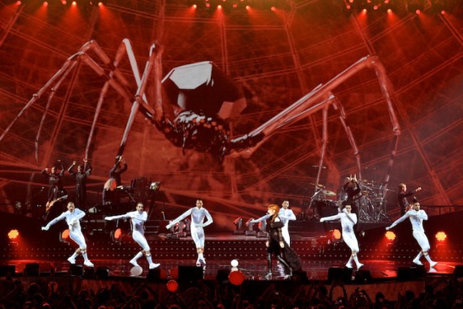 Mylène Farmer - Timeless 2013 - Désenchantée - Photographe : Nathalie Delépine