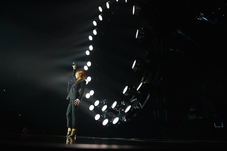 mylene-farmer-concerts-timeless-2013-028b