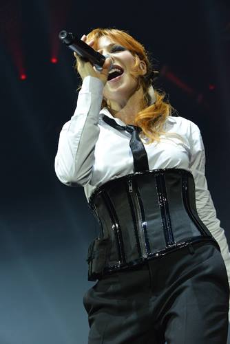 mylene-farmer-concerts-timeless-2013-044