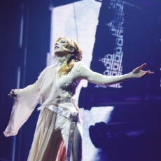 Mylène Farmer - À force de... Timeless 2013 