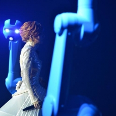 mylene-farmer-concerts-timeless-2013-048