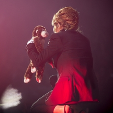 Mylène Farmer chante "XXL" - Timeless 2013 - Photographe : Robin