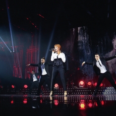 mylene-farmer-concerts-timeless-2013-091