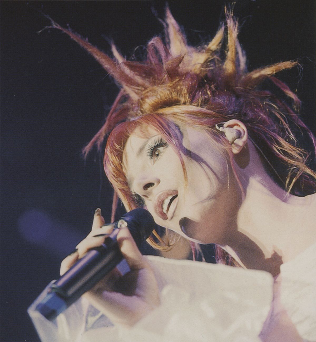 mylene-farmer-tour-1996-claude-gassian-102