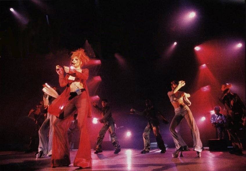 mylene-farmer-tour-1996-claude-gassian-305