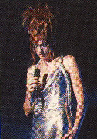 mylene-farmer-tour-1996-claude-gassian-803