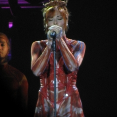 mylene-farmer-tour-2009-photo-fan-111