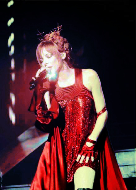 Mylène Farmer - Tour 2009 - Photographes : Nathalie Deélpine, Claude Gassian et Robin