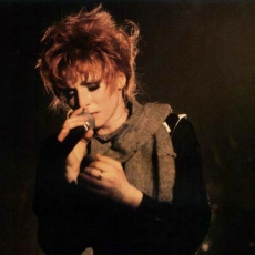 Mylène Farmer chante "Jardin de Vienne" sur le "Tour 89" - Photographe : Marianne Rosenstiehl