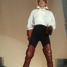 Mylène Farmer - Tour 89 - Libertine - Photographe : Marianne Rosenstiehl