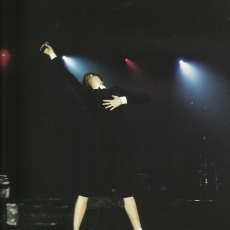 Mylène Farmer Tour 89 - Photographe : Marianne Rosenstiehlt - Sans Logique