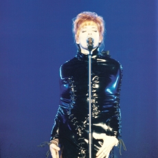 Mylène Farmer Tour 89 - Photographe : Marianne Rosenstiehl - Déshabillez-moi