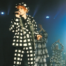 Mylène Farmer - Tour 89 - Sans contrefaçon - Photographe : Marianne Rosenstiehl